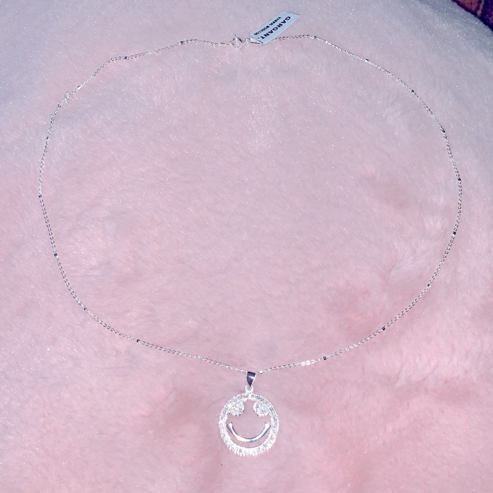 Silver(925) Smiley Face Necklace - Picture 2 of 3
